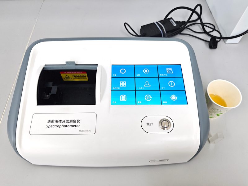 仪器与样品准备-彩谱DS816N台式液体色度仪.jpg